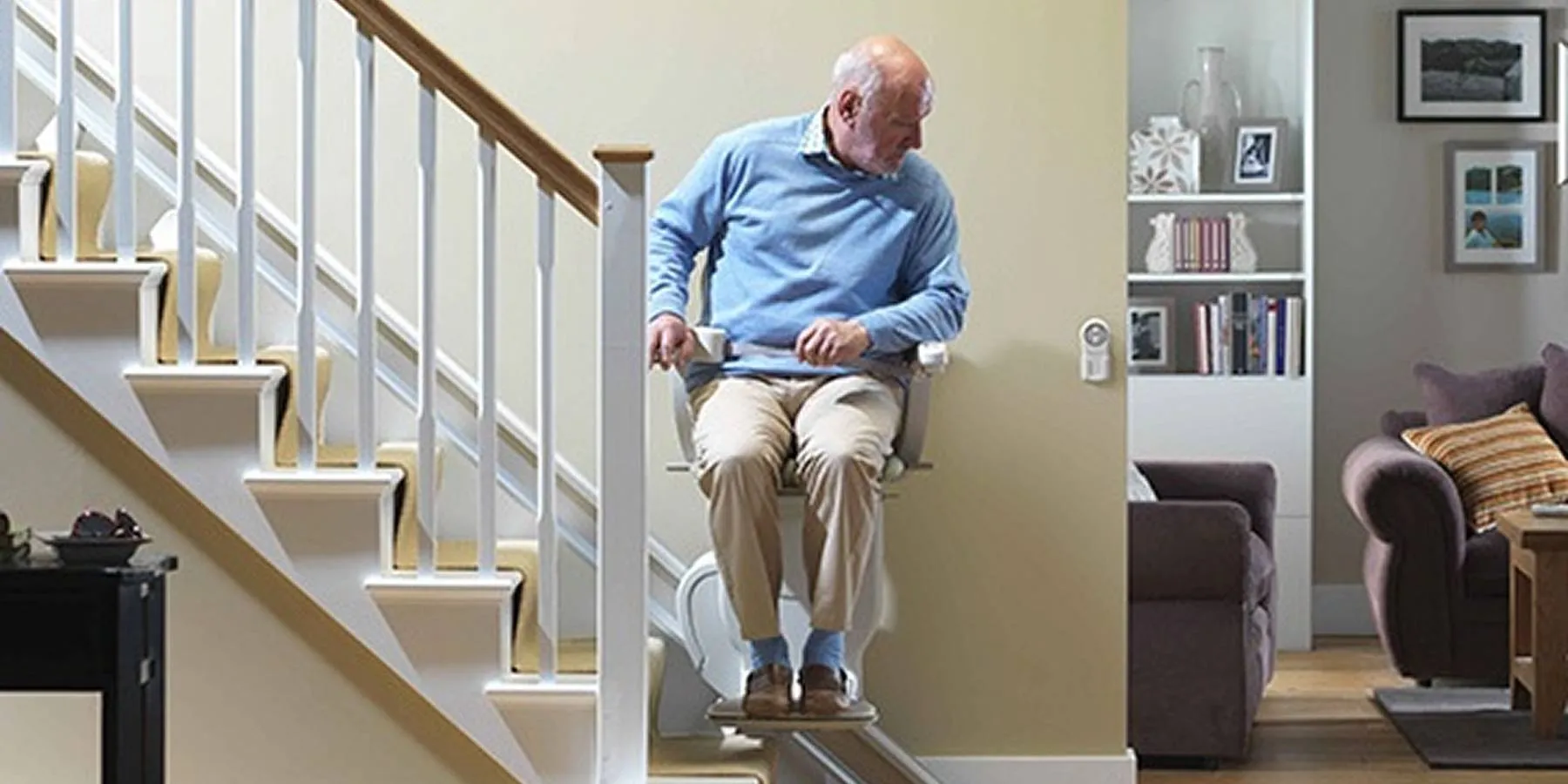 Uma casa sem segurança não é um lar Desloque-se livremente com uma cadeira elevatória Stannah